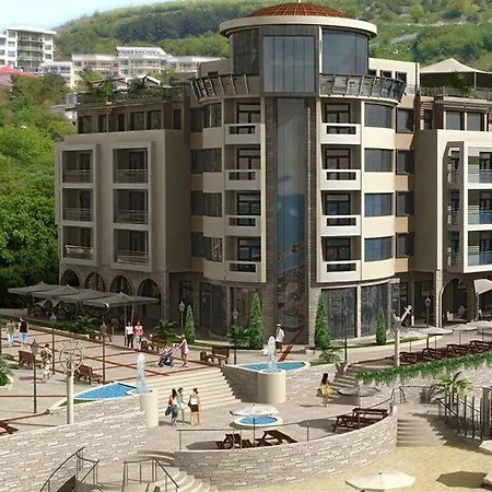 Royal Grand And 4* Kavarna