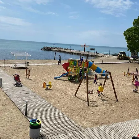 Hotel Royal Grand And Kavarna