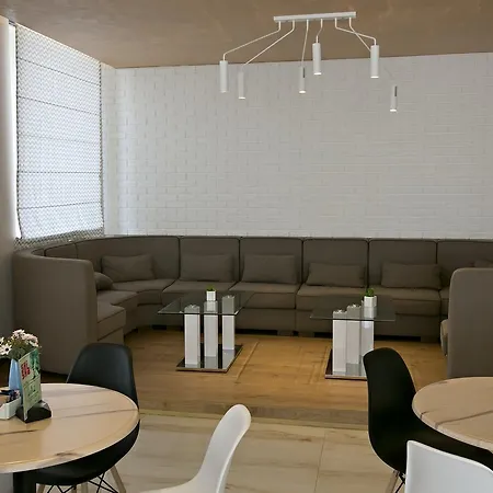 Royal Grand And Hotel 4*