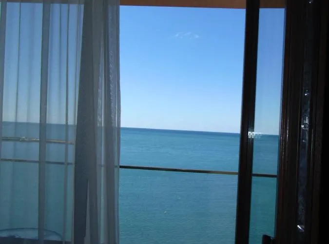 Hotel Royal Grand And