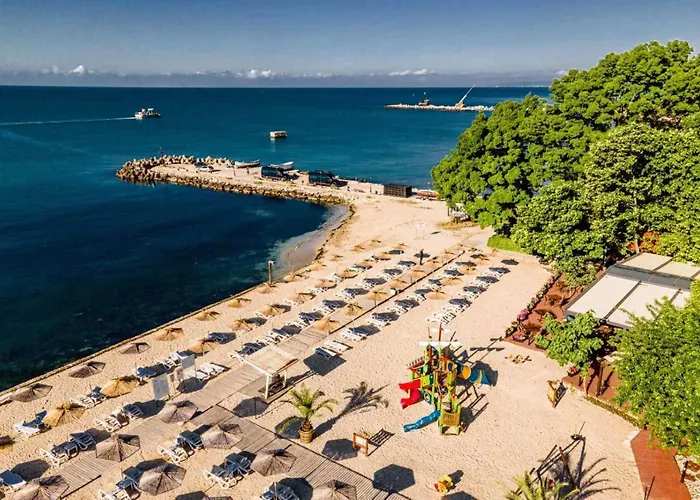 Hotel Royal Grand And