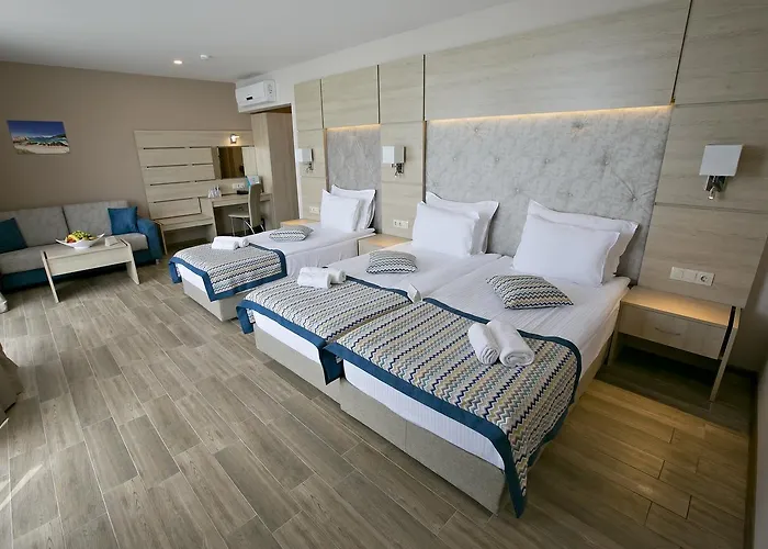 Royal Grand And Kavarna