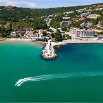 Hotel Royal Grand And