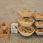 Hotel Royal Grand And Kavarna