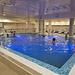 Hotel Royal Grand And 4*