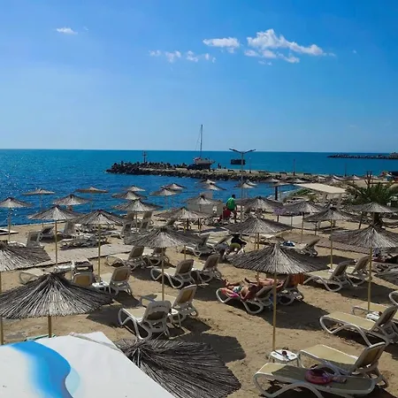 Royal Grand And 4* Kavarna