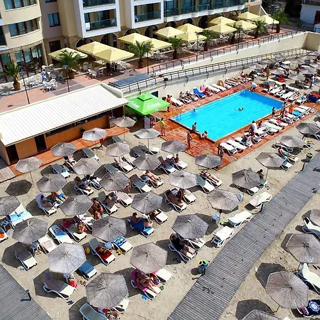 Royal Grand And 4* קברנה