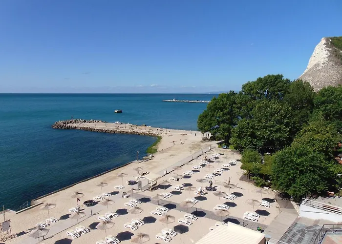 Royal Grand And Otel