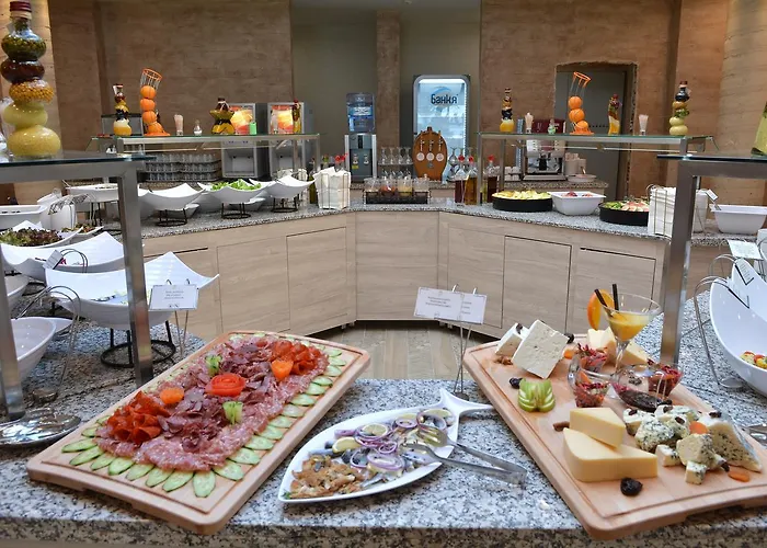 Royal Grand And Kavarna