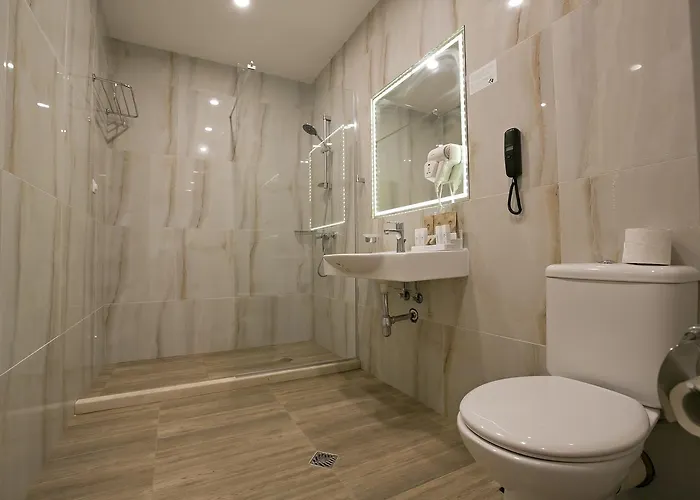 Отель Royal Grand And 4*